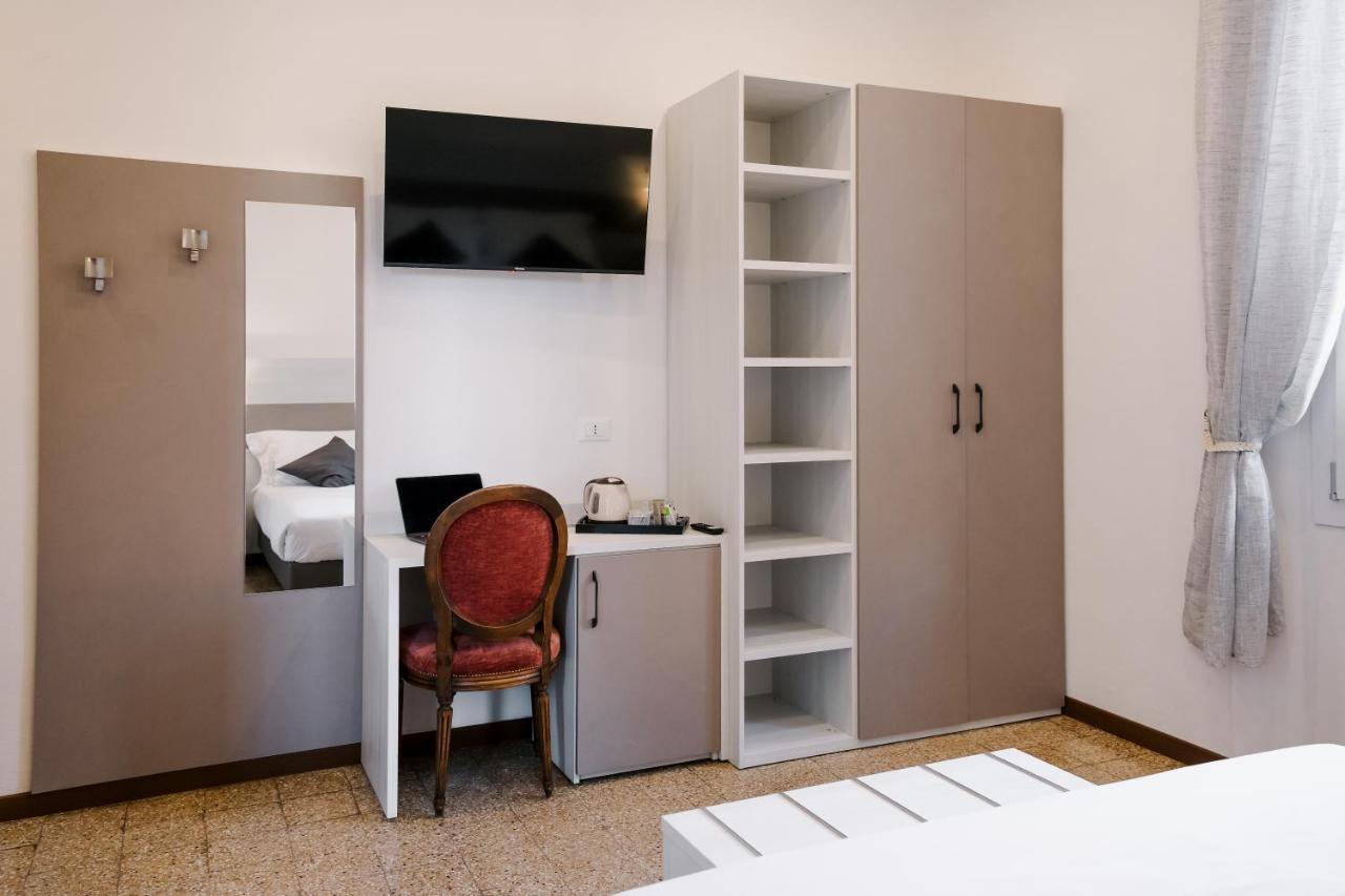 Lami Room & Apartment คาสเทลซานเปียโตรแตร์เม ภายนอก รูปภาพ