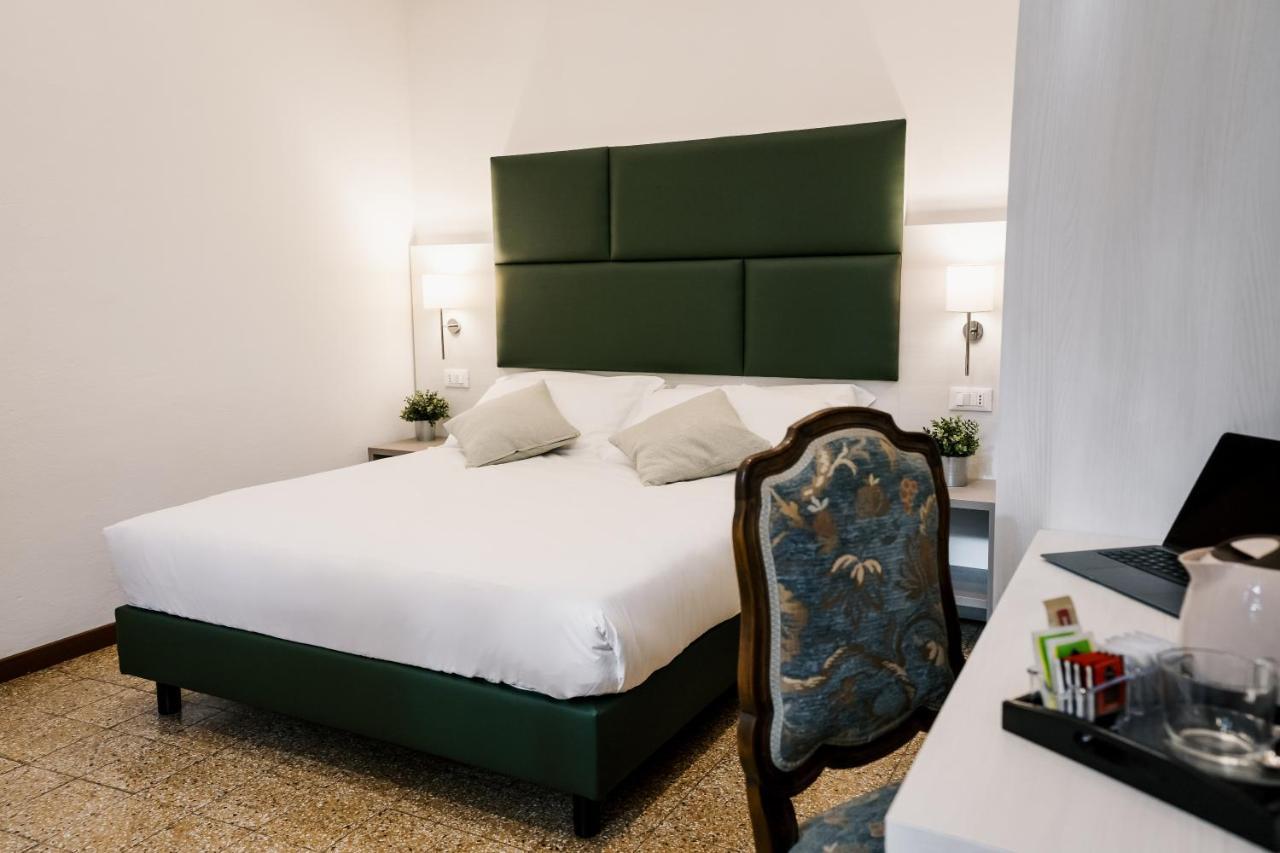 Lami Room & Apartment คาสเทลซานเปียโตรแตร์เม ภายนอก รูปภาพ