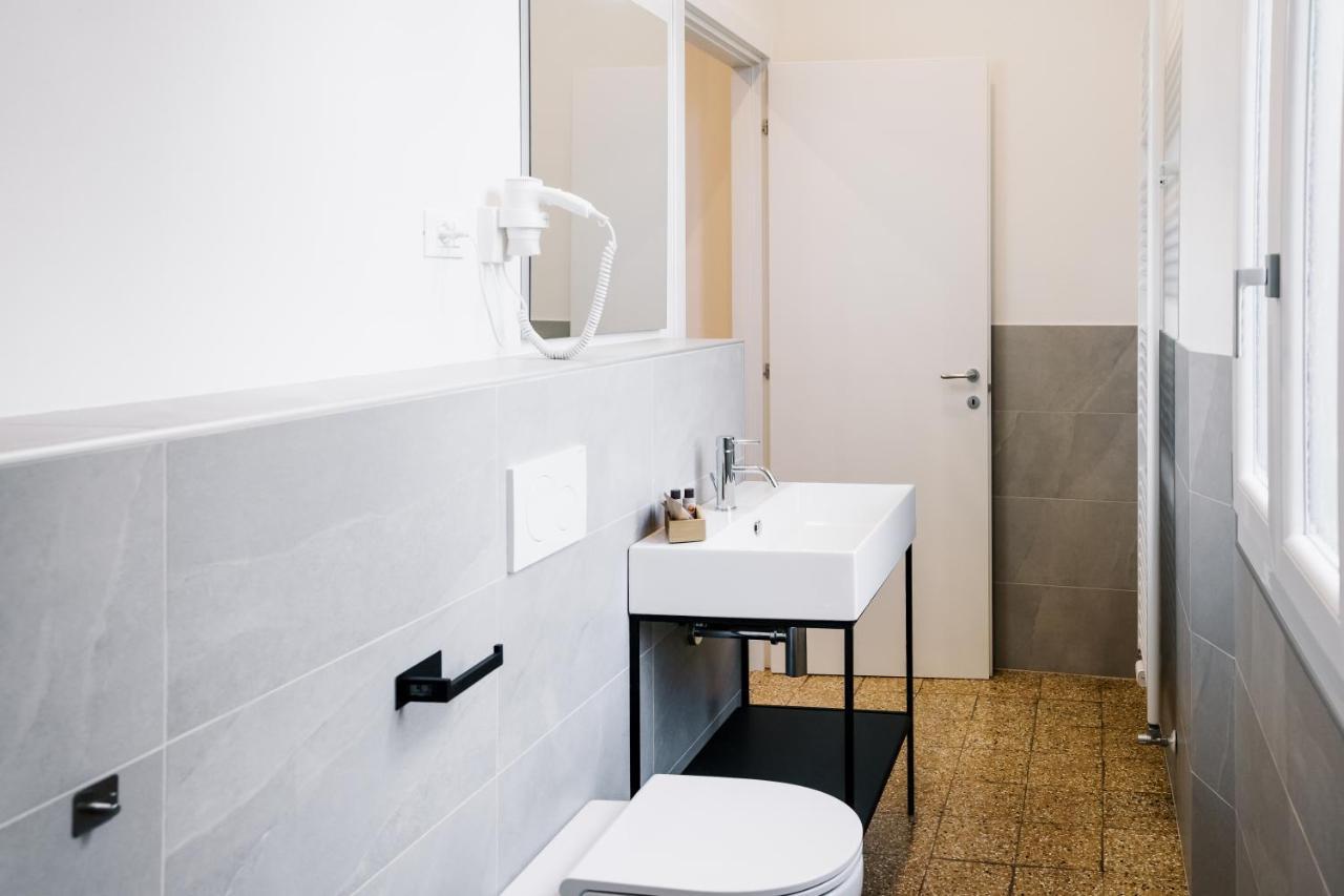 Lami Room & Apartment คาสเทลซานเปียโตรแตร์เม ภายนอก รูปภาพ